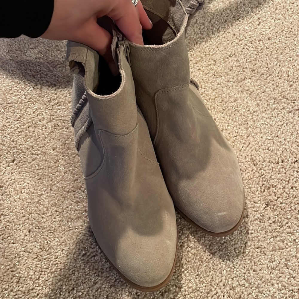 Matisse suede boots size 7.5